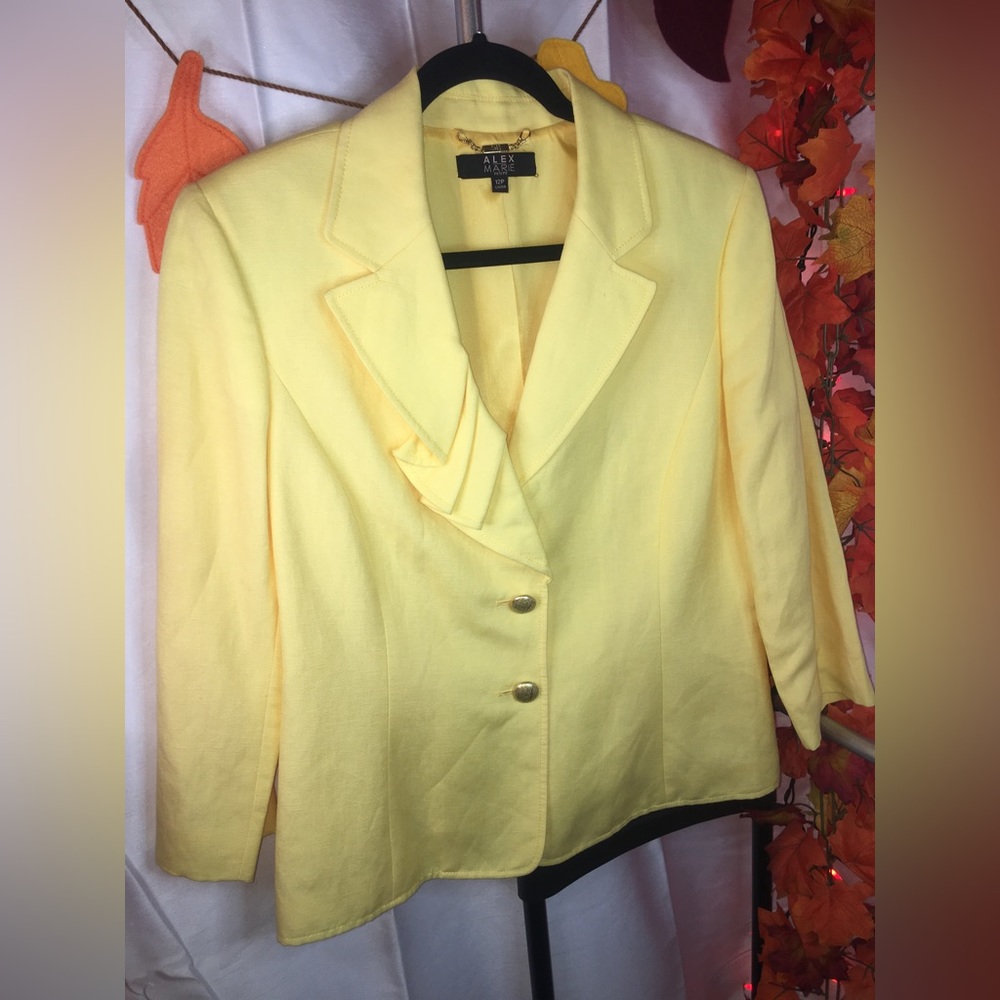 Alex Marie  Petite | Women’s Yellow Linen Blazer